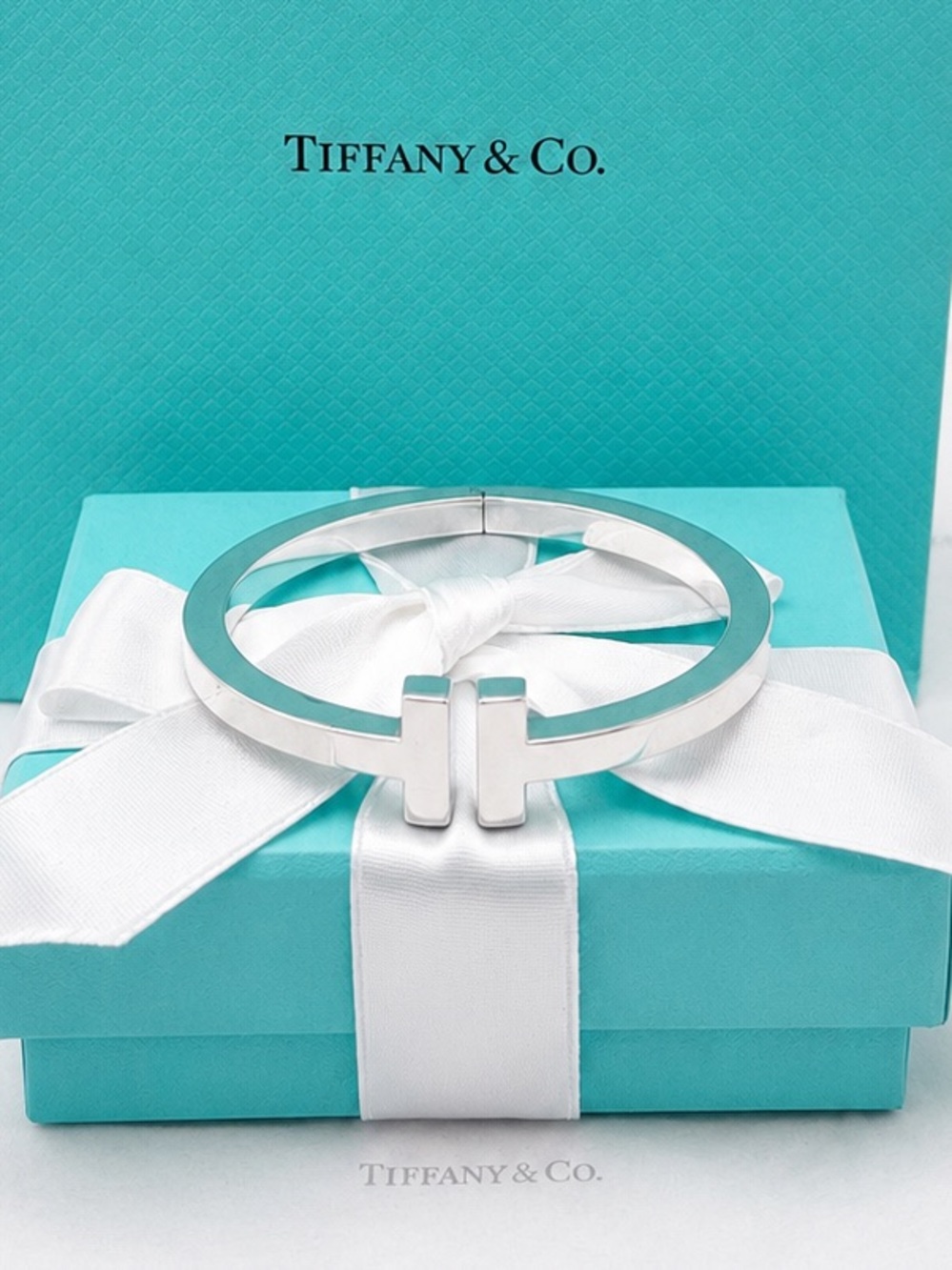Tiffany & Co. T Square Bracelet in Sterling Silver 925 Gift Pouch, Box & Bag